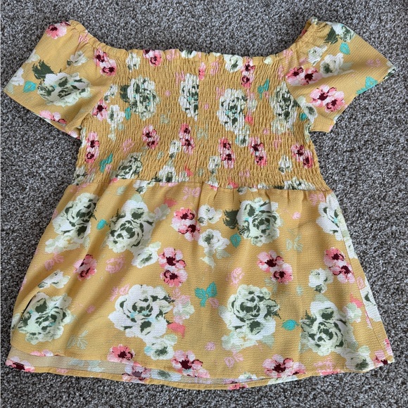 Monteau Yellow Floral Top - Picture 5 of 5